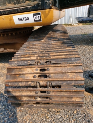 ขาย 1,190,000 CAT 320 D เครื่องดี ปั๊มแรง เอวแน่น ไฟฟ้าครบ รถทำงาน 10,000 ชม. รถพร้อมใช้งาน เอกสารพร้อมโอน รถอยู่ สระบุรี 092-595-6777 061-446-2662 ญิ๋งยุ