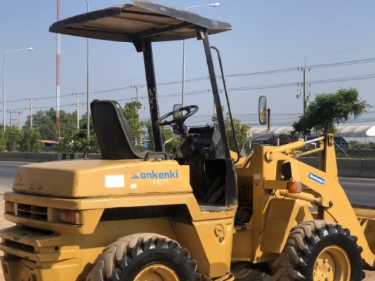 ขายรถตักล้อยาง KOMATSU WA30-5 (2,XXX ชั่วโมง) นำเข้าเองจากญี่ปุ่น สภาพสวยพร้อมใช้ มีVDOการทำงานครับ