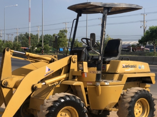 ขายรถตักล้อยาง KOMATSU WA30-5 (2,XXX ชั่วโมง) นำเข้าเองจากญี่ปุ่น สภาพสวยพร้อมใช้ มีVDOการทำงานครับ