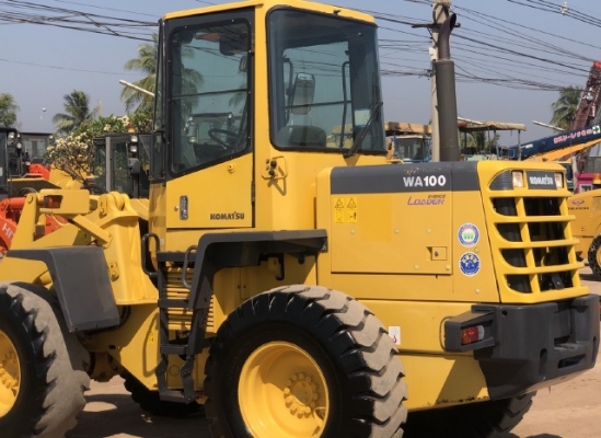 ขายรถตักล้อยาง KOMATSU WA100-3 นำเข้าเองจากญี่ปุ่น สภาพสวยพร้อมใช้ มีVDOการทำงานครับ