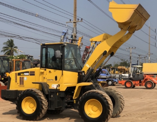 ขายรถตักล้อยาง KOMATSU WA100-5 นำเข้าเองจากญี่ปุ่น สภาพสวยพร้อมใช้ มีVDOการทำงานครับ