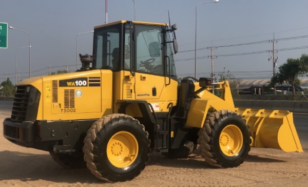 ขายรถตักล้อยาง KOMATSU WA100-5 นำเข้าเองจากญี่ปุ่น สภาพสวยพร้อมใช้ มีVDOการทำงานครับ