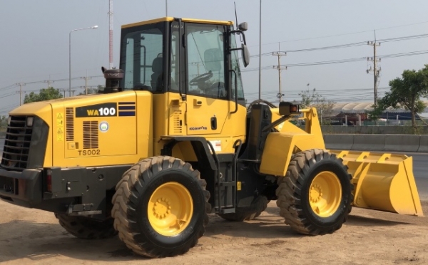 ขายรถตักล้อยาง KOMATSU WA100-5 นำเข้าเองจากญี่ปุ่น สภาพสวยพร้อมใช้ มีVDOการทำงานครับ