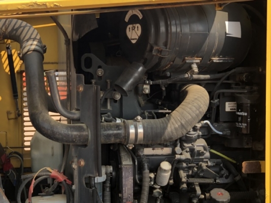 ขายรถตักล้อยาง KOMATSU WA100-5 นำเข้าเองจากญี่ปุ่น สภาพสวยพร้อมใช้ มีVDOการทำงานครับ