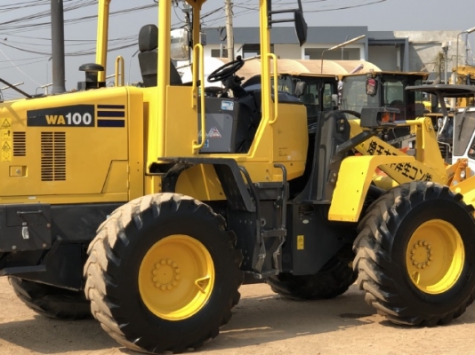 ขายรถตักล้อยาง KOMATSU WA100-6 ปี 2013 (3,XXX ชั่วโมง) นำเข้าเองจากญี่ปุ่น สภาพสวยพร้อมใช้ มีVDOการทำงานครับ
