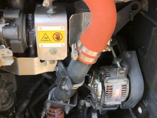 ขายรถตักล้อยาง KOMATSU WA100-6 ปี 2013 (3,XXX ชั่วโมง) นำเข้าเองจากญี่ปุ่น สภาพสวยพร้อมใช้ มีVDOการทำงานครับ