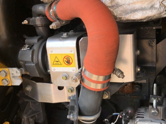 ขายรถตักล้อยาง KOMATSU WA100-6 ปี 2013 (3,XXX ชั่วโมง) นำเข้าเองจากญี่ปุ่น สภาพสวยพร้อมใช้ มีVDOการทำงานครับ