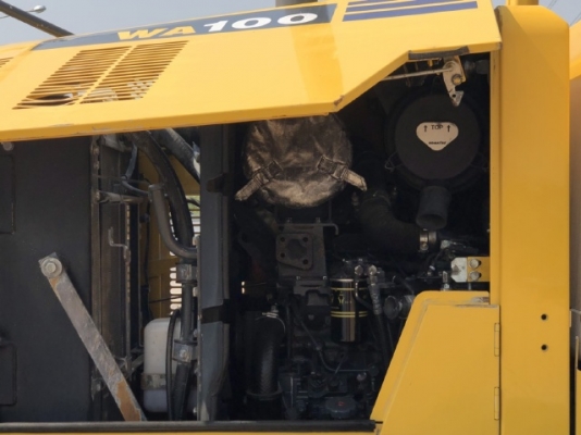 ขายรถตักล้อยาง KOMATSU WA100-6 ปี 2013 (3,XXX ชั่วโมง) นำเข้าเองจากญี่ปุ่น สภาพสวยพร้อมใช้ มีVDOการทำงานครับ