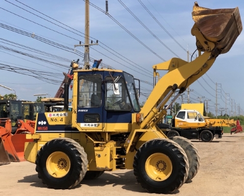 ขายรถตักล้อยาง KOMATSU WA150-1 นำเข้าเองจากญี่ปุ่น สภาพสวยพร้อมใช้ มีVDOการทำงานครับ