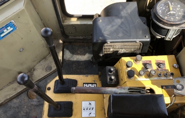 ขายรถตักล้อยาง KOMATSU WA150-1 นำเข้าเองจากญี่ปุ่น สภาพสวยพร้อมใช้ มีVDOการทำงานครับ