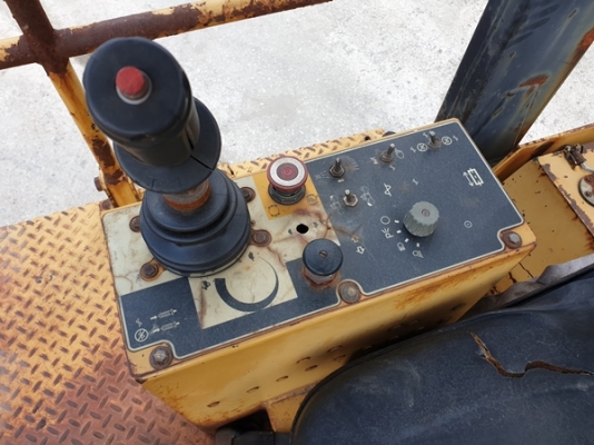 ขายรถบดอัดสั่นสะเทือน ยี่ห้อ CATERPILLAR CB434C นำเข้าจาก USA ไม่เคยใช้งานในไทย ขายรถบดอัดสั่นสะเทือน ยี่ห้อ CATERPILLAR CB434C นำเข้าจาก USA ไม่เคยใช้งานในไทย