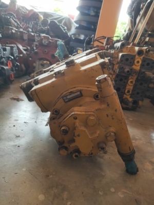 ปั้มไฮดรอลิค Komatsu PC60-6 มาจากญี่ปุ่น ปั้มไฮดรอลิค Komatsu PC60-6 มาจากญี่ปุ่น