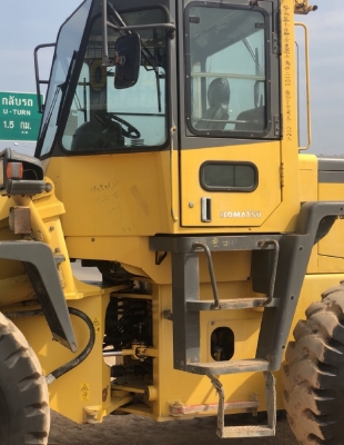 ขายรถตักล้อยาง KOMATSU WA300-3E นำเข้าเองจากญี่ปุ่น สภาพสวยพร้อมใช้งาน มีVDOการทำงานครับ