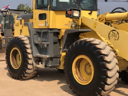 ขายรถตักล้อยาง KOMATSU WA300-3E นำเข้าเองจากญี่ปุ่น สภาพสวยพร้อมใช้งาน มีVDOการทำงานครับ