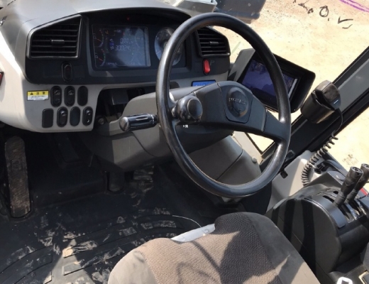 ขายรถตักล้อยาง KOMATSU WA320-7 ปี 2015 นำเข้าเองจากญี่ปุ่น สภาพสวยพร้อมใช้ มีVDOการทำงานครับ