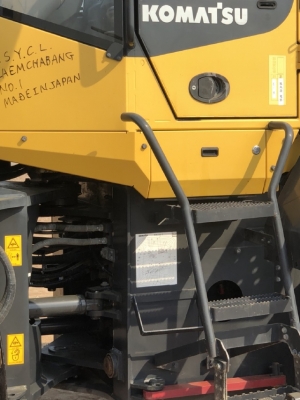 ขายรถตักล้อยาง KOMATSU WA320-7 ปี 2015 นำเข้าเองจากญี่ปุ่น สภาพสวยพร้อมใช้ มีVDOการทำงานครับ