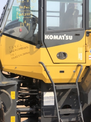 ขายรถตักล้อยาง KOMATSU WA320-7 ปี 2015 นำเข้าเองจากญี่ปุ่น สภาพสวยพร้อมใช้ มีVDOการทำงานครับ