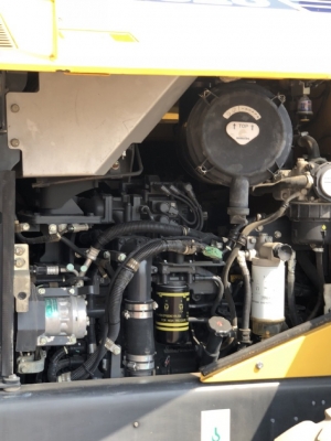 ขายรถตักล้อยาง KOMATSU WA320-7 ปี 2015 นำเข้าเองจากญี่ปุ่น สภาพสวยพร้อมใช้ มีVDOการทำงานครับ