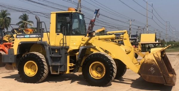 ขายรถตักล้อยาง KOMATSU WA350-3 นำเข้าเองจากญี่ปุ่น สภาพสวยพร้อมใช้งาน มีVDOการทำงานครับ