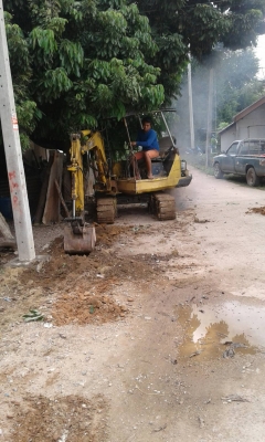 ขายด่วนแบคโฮ PC20 โคมัตสุ ราคา105,000 บาท