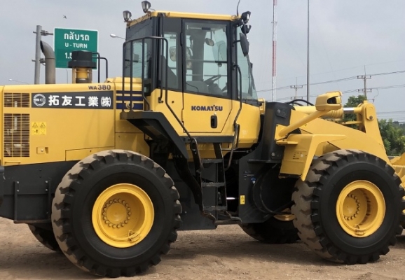 ขายรถตักล้อยาง KOMATSU WA380-6 ปี 2013 นำเข้าเองจากญี่ปุ่น สภาพสวยพร้อมใช้งาน มีVDOการทำงานครับ