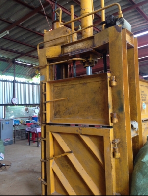 ขายเครื่องอัดขวด อัดพลาสติก