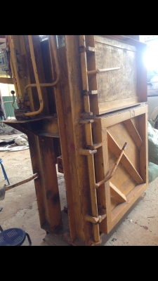 ขายเครื่องอัดขวด อัดพลาสติก