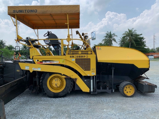ขายรถปูยาง SUMITOMO HA60W-5 รถสวยมาก ใช้งานแค่ 3900 ชั่วโมงแท้ ๆ จากญี่ปุ่น ขายรถปูยาง SUMITOMO HA60W-5 รถสวยมาก ใช้งานแค่ 3900 ชั่วโมงแท้ ๆ จากญี่ปุ่น