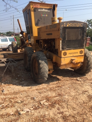 ขายรถเกรด CHAMPION 710A-5 เอกสารทะเบียน