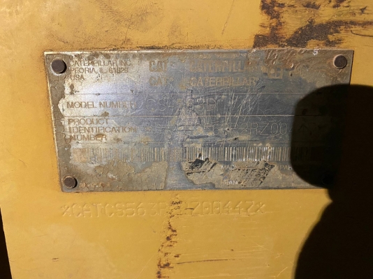 รถบดสั่นสะเทือน CAT CS563D ขนาด 10 ตัน 2 เพลา ทำงาน 12,000 ชม. เครื่องดี เกียร์แรง ระบบสั่นสะเทือนหยาบและละเอียด แรงสุดยอด รถสวยพร้อมใช้ เอกสารเล่มทะเบียน ราคา 650,000  รถอยู่ พนมสารคาม 064-191-1112