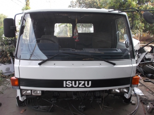 ขายหัว ISUZU  ROCKY  หัวกว้าง 10 ล้อ ทำสีใหม่ สวยๆ อุปกรณ์ครบ