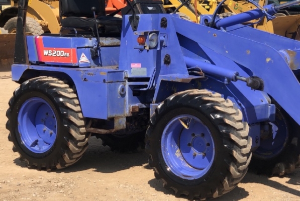 ขายรถตักล้อยาง MITSUBISHI WS200A (2XX ชั่วโมง) นำเข้าเองจากญี่ปุ่น สภาพสวยพร้อมใช้งาน มีVDOการทำงานครับ