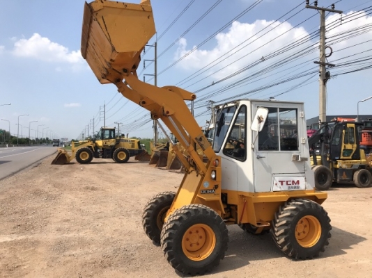 ขายรถตักล้อยาง TCM 808A (เทียบเท่า WA30) นำเข้าเองจากญี่ปุ่น สภาพสวยพร้อมใช้งาน