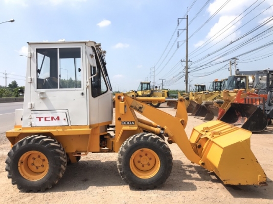 ขายรถตักล้อยาง TCM 808A (เทียบเท่า WA30) นำเข้าเองจากญี่ปุ่น สภาพสวยพร้อมใช้งาน