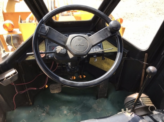 ขายรถตักล้อยาง TCM 808A (เทียบเท่า WA30) นำเข้าเองจากญี่ปุ่น สภาพสวยพร้อมใช้งาน