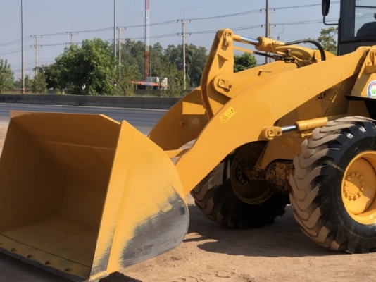 ขายรถตักล้อยาง TCM L13 แขนยาวพิเศษ นำเข้าเองจากญี่ปุ่น สภาพสวยพร้อมใช้ มีVDOการทำงานครับ