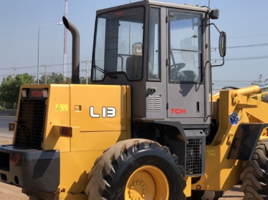 ขายรถตักล้อยาง TCM L13 แขนยาวพิเศษ นำเข้าเองจากญี่ปุ่น สภาพสวยพร้อมใช้ มีVDOการทำงานครับ