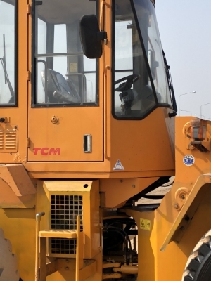 ขายรถตักล้อยาง TCM L16 นำเข้าเองจากญี่ปุ่น สภาพสวยพร้อมใช้ มีVDOการทำงานครับ ขายรถตักล้อยาง TCM L16 นำเข้าเองจากญี่ปุ่น สภาพสวยพร้อมใช้ มีVDOการทำงานครับ