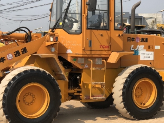 ขายรถตักล้อยาง TCM L16 นำเข้าเองจากญี่ปุ่น สภาพสวยพร้อมใช้ มีVDOการทำงานครับ ขายรถตักล้อยาง TCM L16 นำเข้าเองจากญี่ปุ่น สภาพสวยพร้อมใช้ มีVDOการทำงานครับ