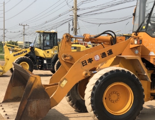 ขายรถตักล้อยาง TCM L16 นำเข้าเองจากญี่ปุ่น สภาพสวยพร้อมใช้ มีVDOการทำงานครับ ขายรถตักล้อยาง TCM L16 นำเข้าเองจากญี่ปุ่น สภาพสวยพร้อมใช้ มีVDOการทำงานครับ