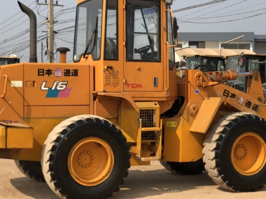 ขายรถตักล้อยาง TCM L16 นำเข้าเองจากญี่ปุ่น สภาพสวยพร้อมใช้ มีVDOการทำงานครับ ขายรถตักล้อยาง TCM L16 นำเข้าเองจากญี่ปุ่น สภาพสวยพร้อมใช้ มีVDOการทำงานครับ