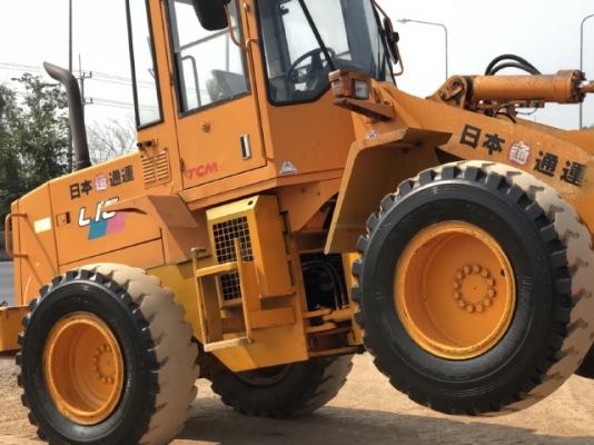 ขายรถตักล้อยาง TCM L16 นำเข้าเองจากญี่ปุ่น สภาพสวยพร้อมใช้ มีVDOการทำงานครับ ขายรถตักล้อยาง TCM L16 นำเข้าเองจากญี่ปุ่น สภาพสวยพร้อมใช้ มีVDOการทำงานครับ