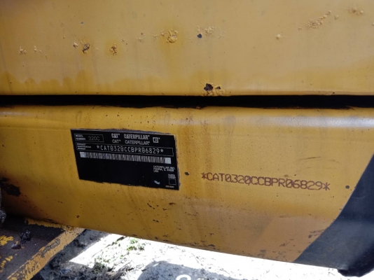 รถขุด CAT320C ไฟฟ้าครบ ช่วงล่างใหม่ทั้งหมด เอกสารเล่มทะเบียนราคา 900,000 ลพบุรี