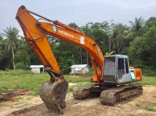 Hitachi EX200-3 สภาพพร้อมใช้ค่ะ