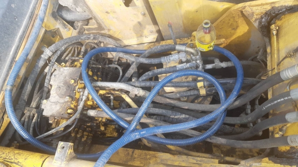 ขายรถแบคโฮ KOMATSU PC200-8MO
