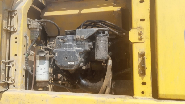 ขายรถแบคโฮ KOMATSU PC200-8MO