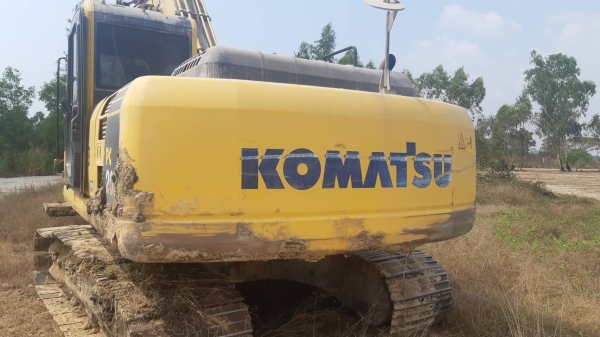 ขายรถแบคโฮ KOMATSU PC200-8MO
