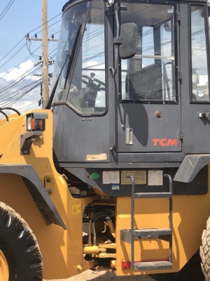 ขายรถตักล้อยาง TCM L20 (เทียบเท่า WA200) นำเข้าเองจากญี่ปุ่น สภาพสวยพร้อมใช้ มีVDOการทำงานครับ