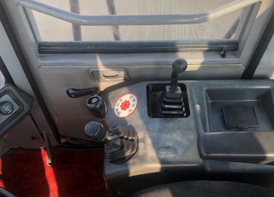 ขายรถตักล้อยาง TCM L27 (เทียบเท่า WA300) นำเข้าเองจากญี่ปุ่น สภาพสวยพร้อมใช้งาน มีVDOการทำงานครับ