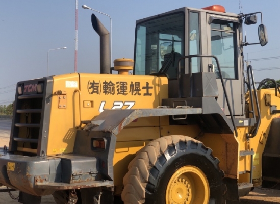 ขายรถตักล้อยาง TCM L27 (เทียบเท่า WA300) นำเข้าเองจากญี่ปุ่น สภาพสวยพร้อมใช้งาน มีVDOการทำงานครับ